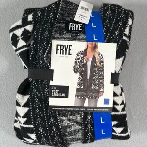 NEW FRYE Women's The Cozy Cardigan Blk/wht Geometric Jacquard Knit Open‎ Front L